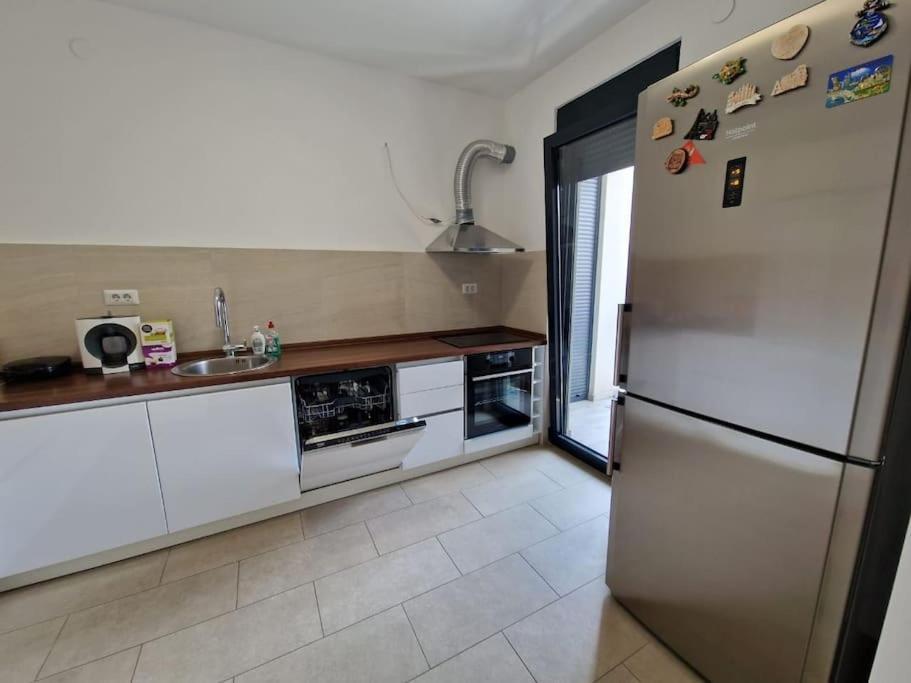 Your Second Home In Podgorica Exterior photo
